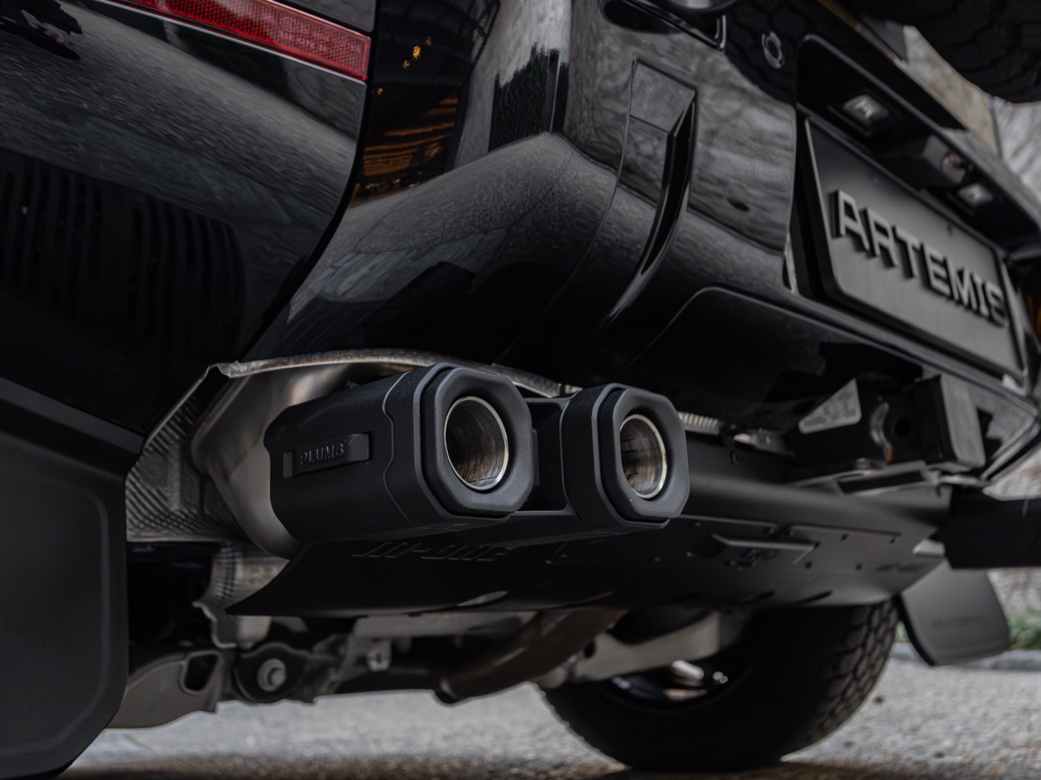 PLUMB Quad Exhaust & Scuff Plate